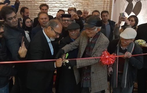 افتتاح نمایشگاه آثار هشتمین دوسالانه ملی ایران در دولتخانه صفوی قزوین