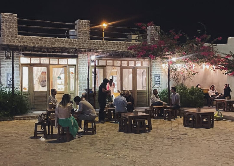 lastsecond.ir-best-restaurants-in-kish-baraya.jpg