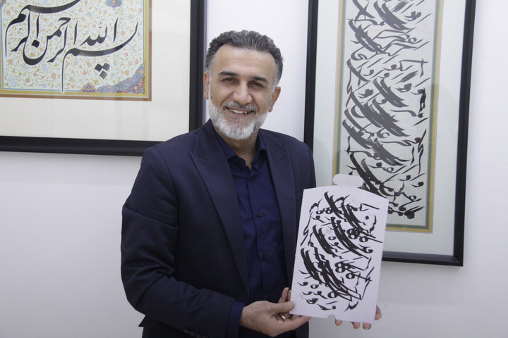 قرار نیست به خوشنویسی با قدمت ۱۵۰۰ ساله نگاه ژنتیکی و ارثی داشته باشیم