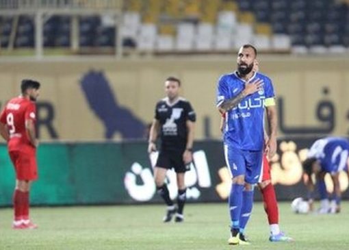 ابهام در ترکیب استقلال / آیا کاپیتان آسیایی تیم غایب خواهد بود؟