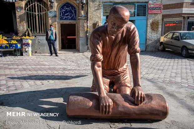 تاج:تعلل امروز، خاموشی هزاران کارگاه هنری اصفهان را رقم می‌زند
