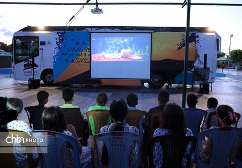 راه‌اندازی سینمای سیار در شهرستان باغملک