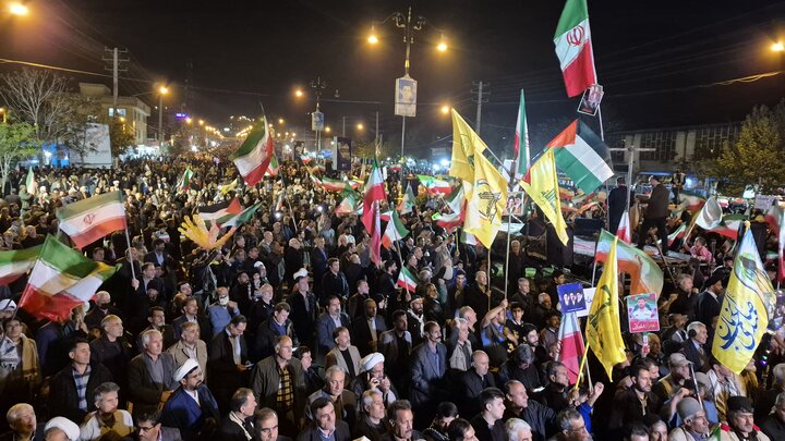 اجتماع پرشور مردمی در بهشهر