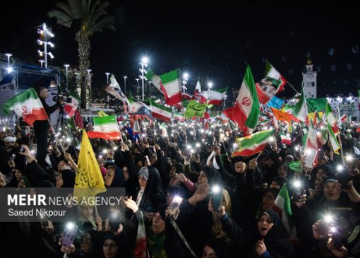 تجدید بیعت مردم لنگرود با رهبری در شب پنجاه و سوم