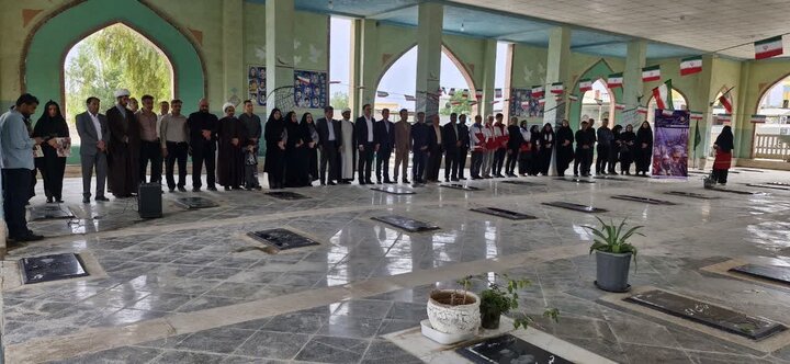 تجدید میثاق با آرمان‌های شهدا در تنگستان برگزار شد