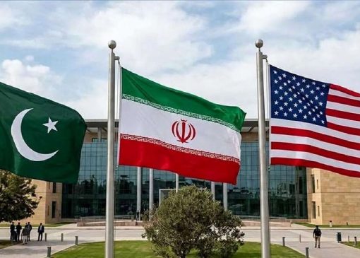 تحرکات جنجالی در اسلام آباد / وزیر کشور پاکستان با سفرای ایران و آمریکا دیدار کرد