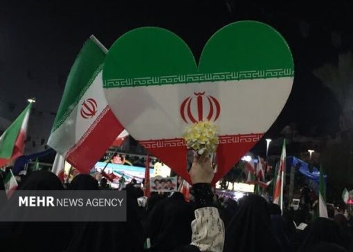 حضور پرشور مردم لنگرود در شب پنجاه و ششم