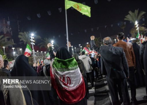 حضور پرشور مردم لنگرود در شب پنجاه و پنجم