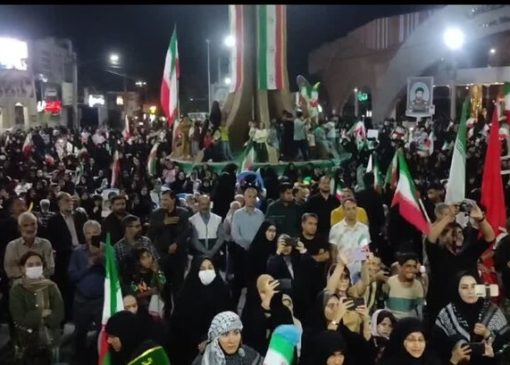 حماسه باشکوه مردم شهر بم در شب پنجاه و سوم