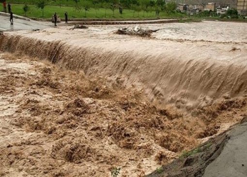 خسارت سیلاب به ۲۵ خانوار در آبدانان؛ ۳ پل تخریب شد