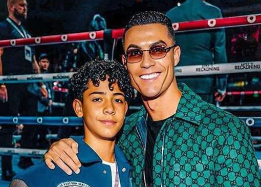 رونالدو با پسرش همبازی می‌شود؟