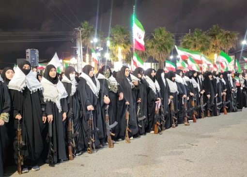 رژه بانوان و دختران جان فدا در آمل