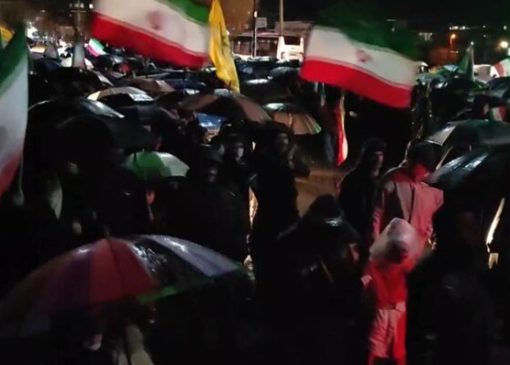 سیل حضور مردم شهرکرد زیر بارش شدید باران در چالشتر