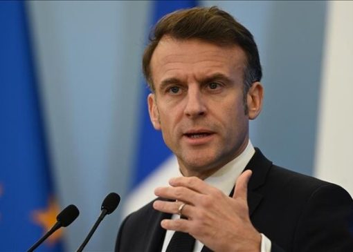 ماکرون: گفت وگو با مقامات ایرانی درباره تنگه هرمز را از سر می گیرم