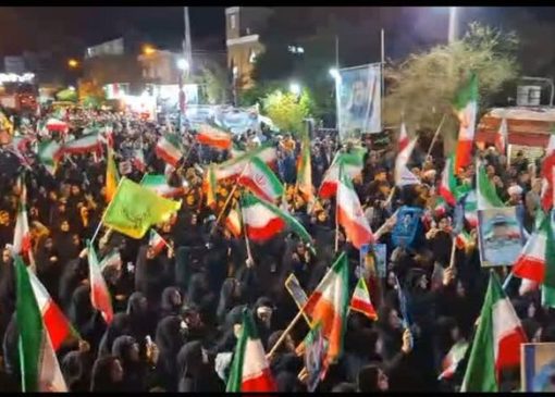 مردم نورآباد: «فرمانده بده فرمان، حکم آنچه تو فرمایی»