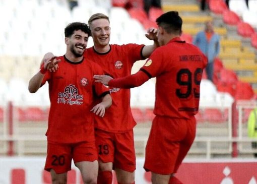 احتمال یک انتقال جنجالی دیگر؛ تماس تراکتور با مدافع پرسپولیس