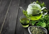 چه کسانی نباید چای سبز بخورند؟