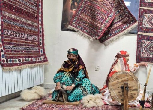 افتتاح خانه ورنی در اصلاندوز همزمان با هفته صنایع دستی