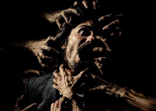 «فرانکل در دوزخ سارتر» روی صحنه می‌رود