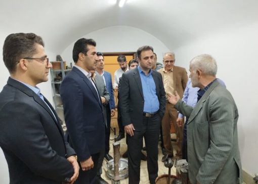 لزوم حمایت مالی از کارگاه‌های «چوقا بافی» الیگودرز