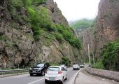 محدودیت ترافیکی در جاده چالوس / مسیر از ساعت ۱۶ یک‌طرفه می‌شود