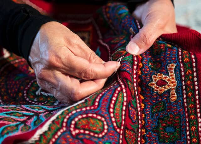 نمایش «پتهدوزی؛ میراث ناملموس» در وزارت میراثفرهنگی نمایش «پتهدوزی؛ میراث ناملموس» در وزارت میراثفرهنگی