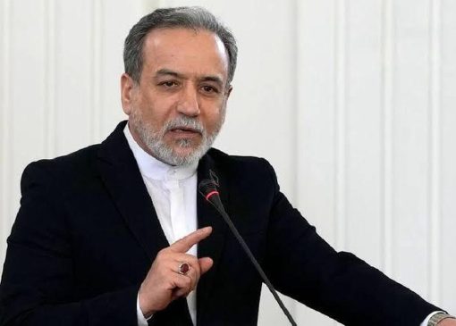 گفت‌وگوی مهم عراقچی با همتای عمانی/ آخرین تحولات منطقه‌ای مورد بحث قرار گرفت